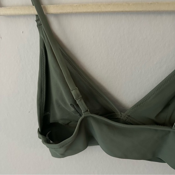 Aerie Triangle Swim Top Olive Green M - Picture 8 of 9